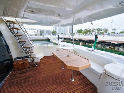 95ft yacht rental dubai 7