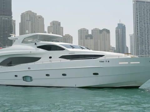 yacht rental doha