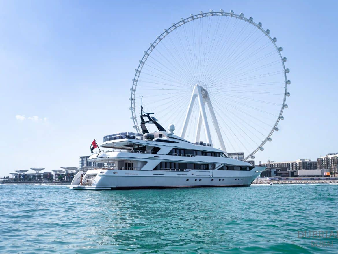 superyacht dubai1 scaled superyacht dubai1 scaled