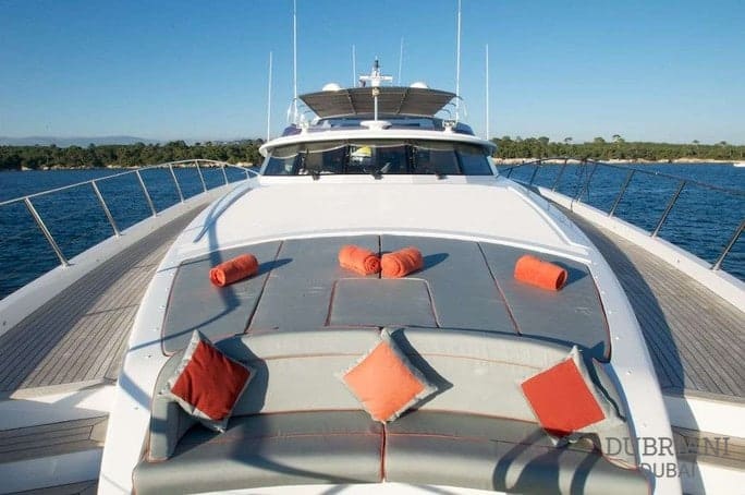Elysium yacht charter dubai marina 21