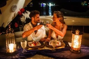romantic dinner yacht dubai