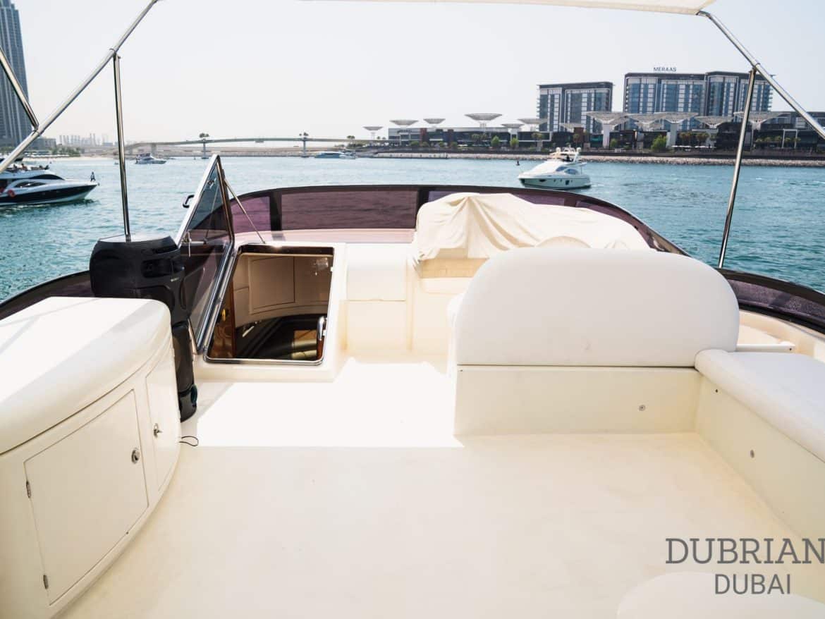 jacuzzi yacht dubai20