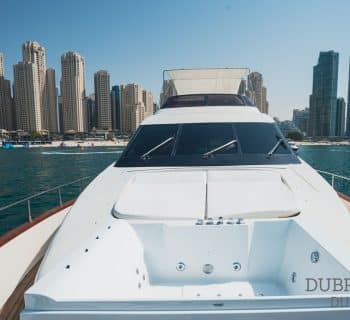 jacuzzi yacht dubai6