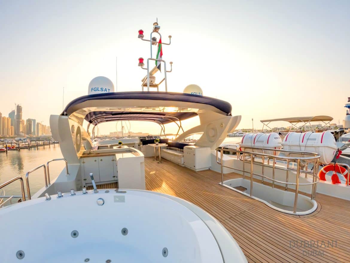 party jacuzzi yacht