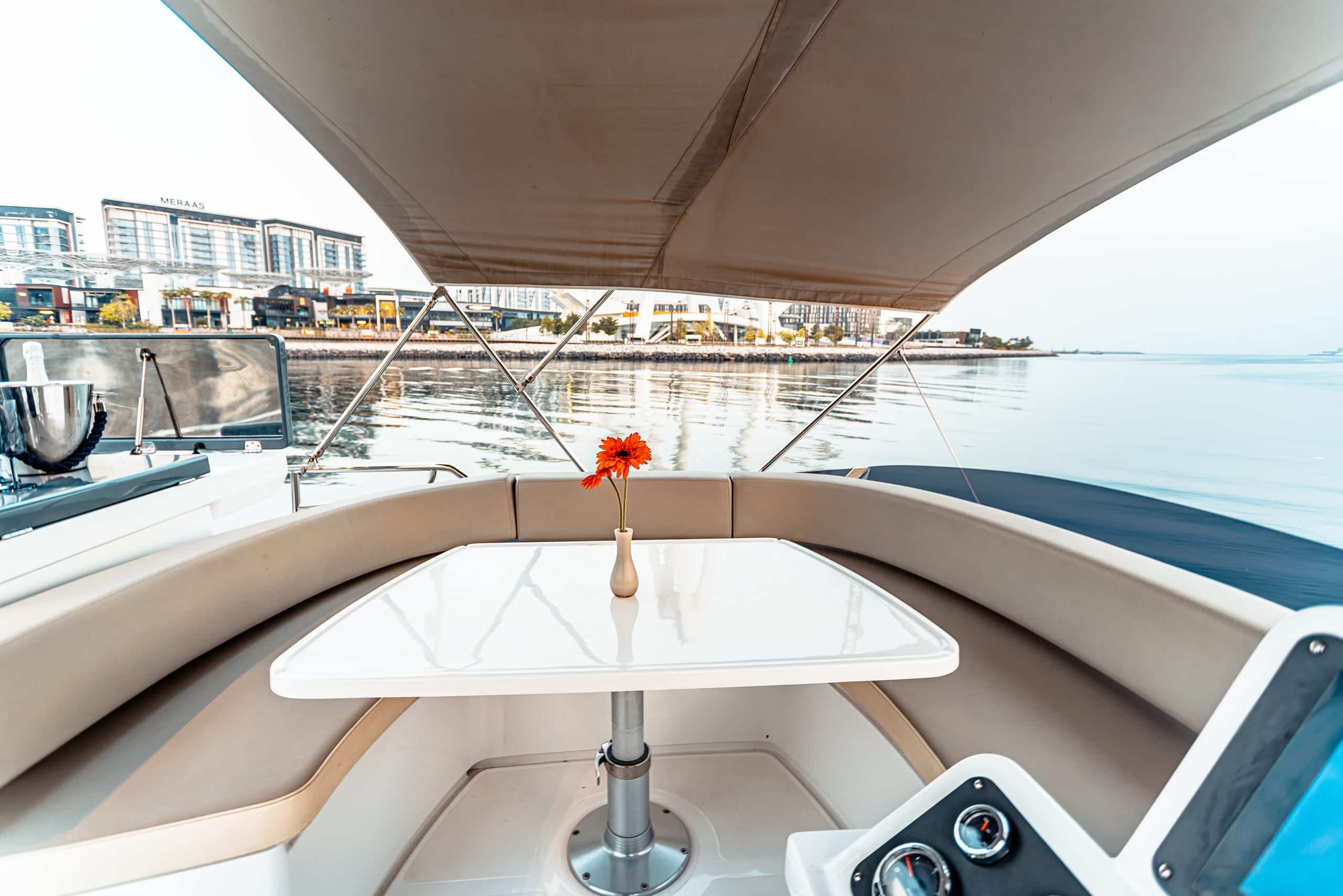 Azimut 50 Migueria yacht flybridge control tower view
