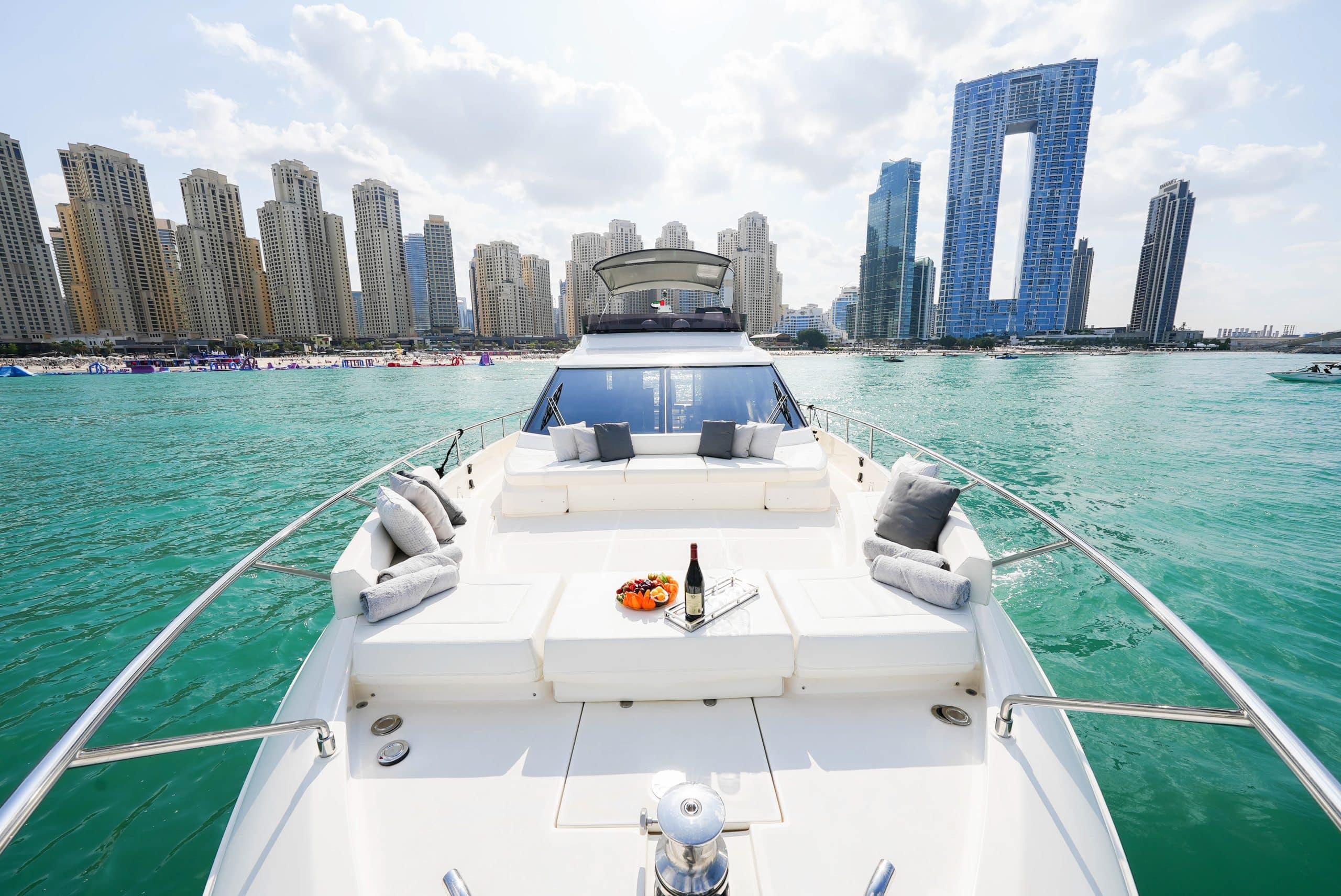 Ferretti 670 yacht bow sunpad area