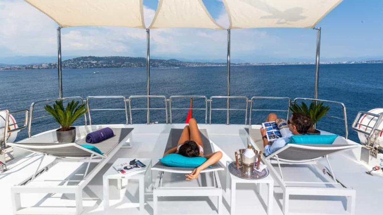 Fun Activities for the Whole Family on a Boat Charter