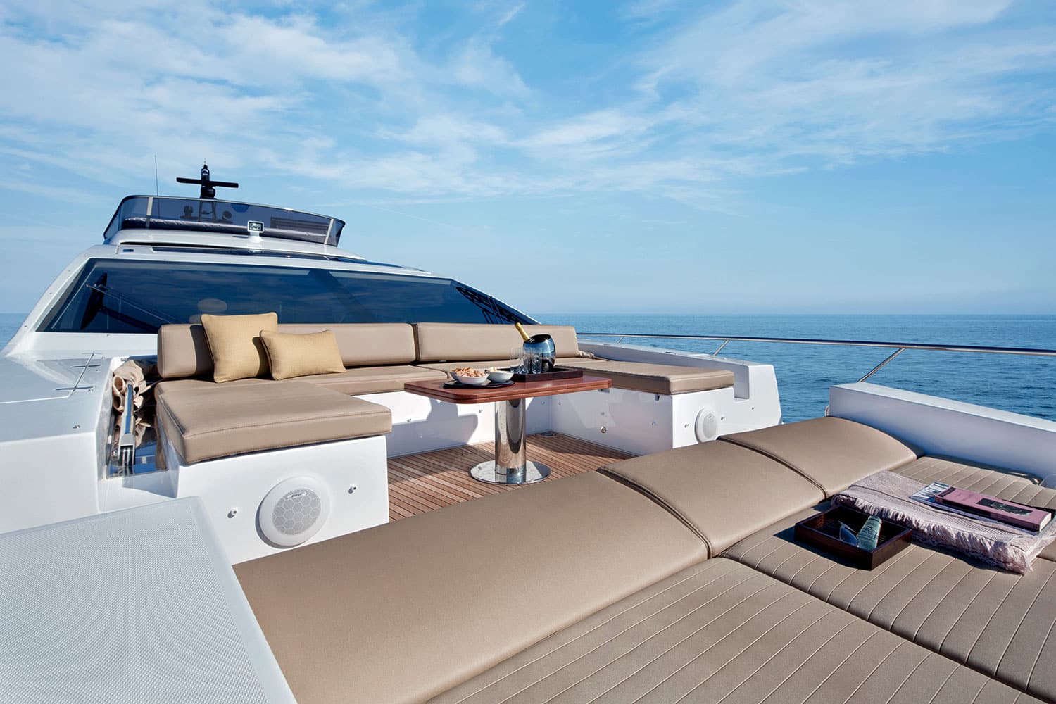 Azimut 77S foredeck sunpad and bow dinette area — shipyard photo