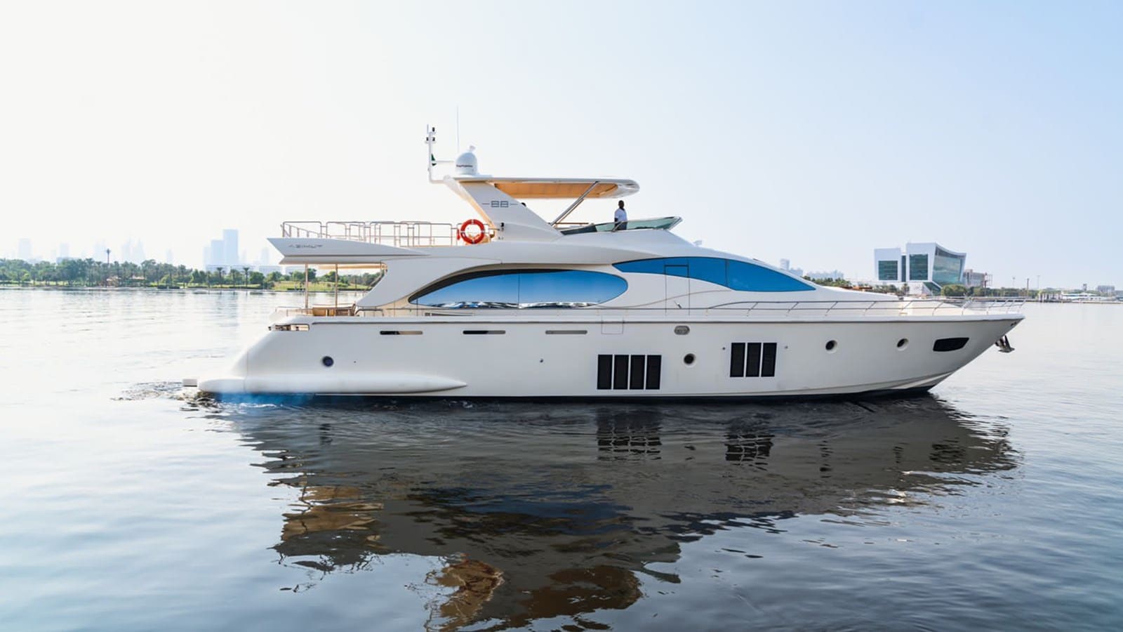 Azimut 88 profile underway off the Dubai coastline, calm sea