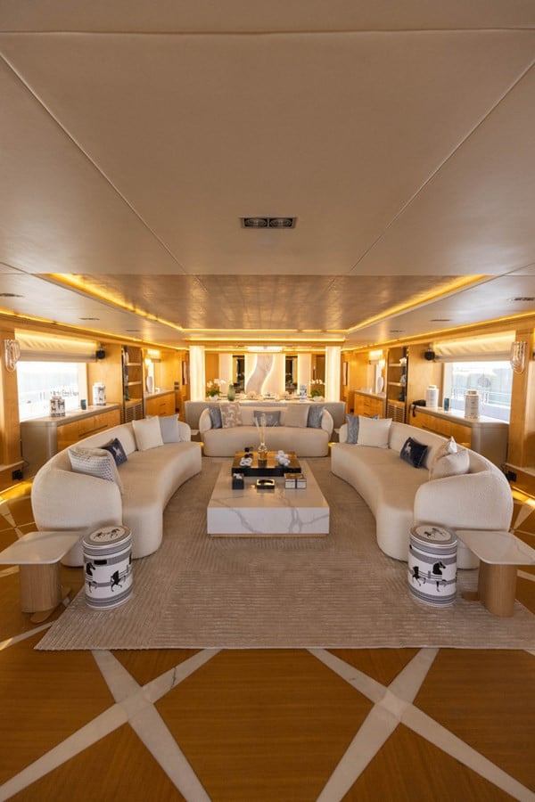 Majesty 155 main salon lounge, broker photo