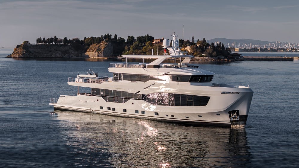 Numarine 40MXP profile at anchor off the coast — shipyard photo
