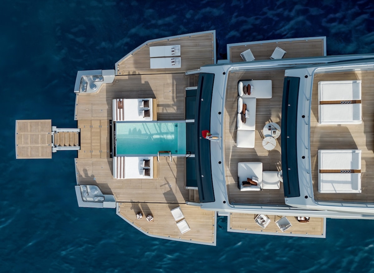 Riva 54Metri beach club and pool deck from above, broker photo