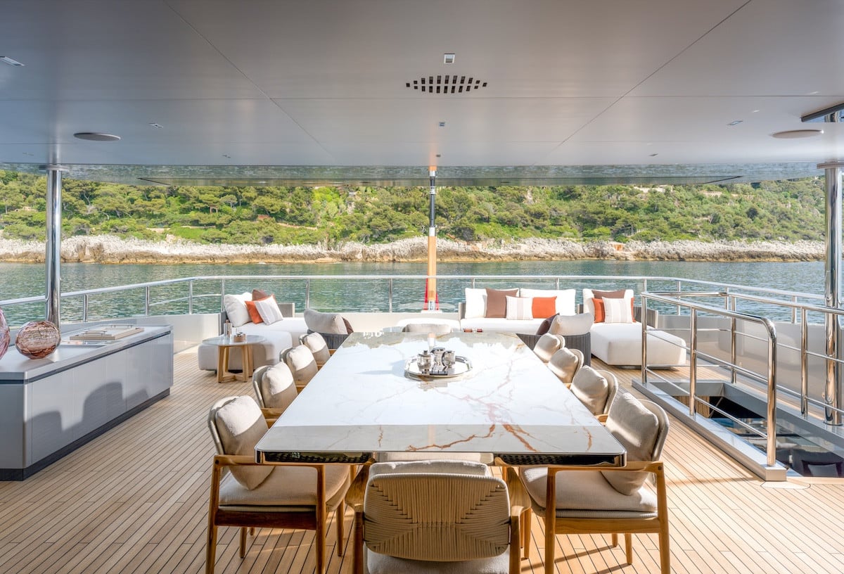 Riva 54Metri foredeck dining table with sea view, broker photo