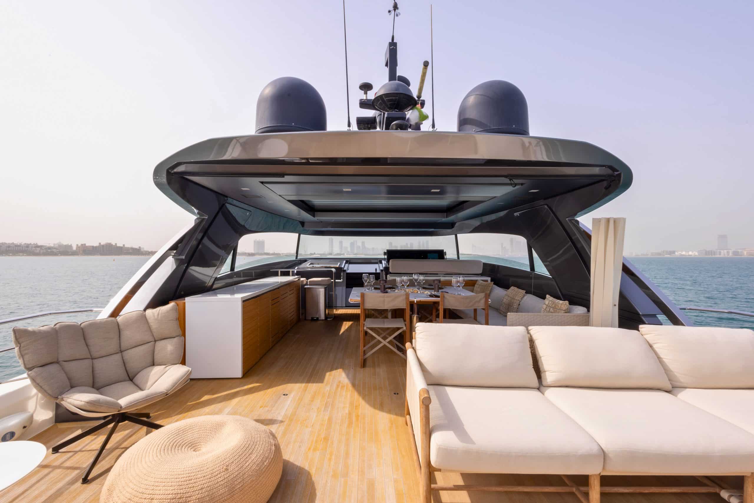 SanLorenzo SX88 flybridge lounge with sofas under the hardtop