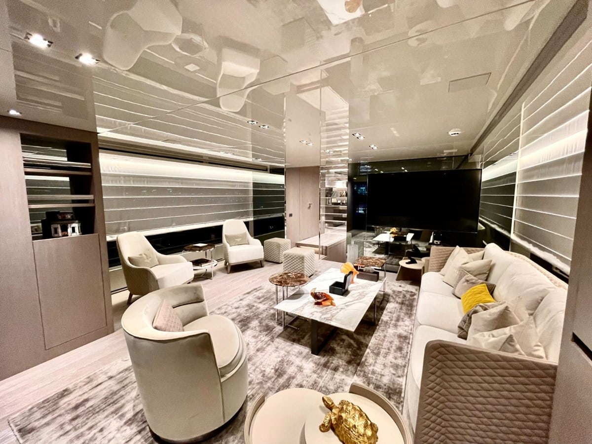 SanLorenzo SX88 main salon lounge, broker photo