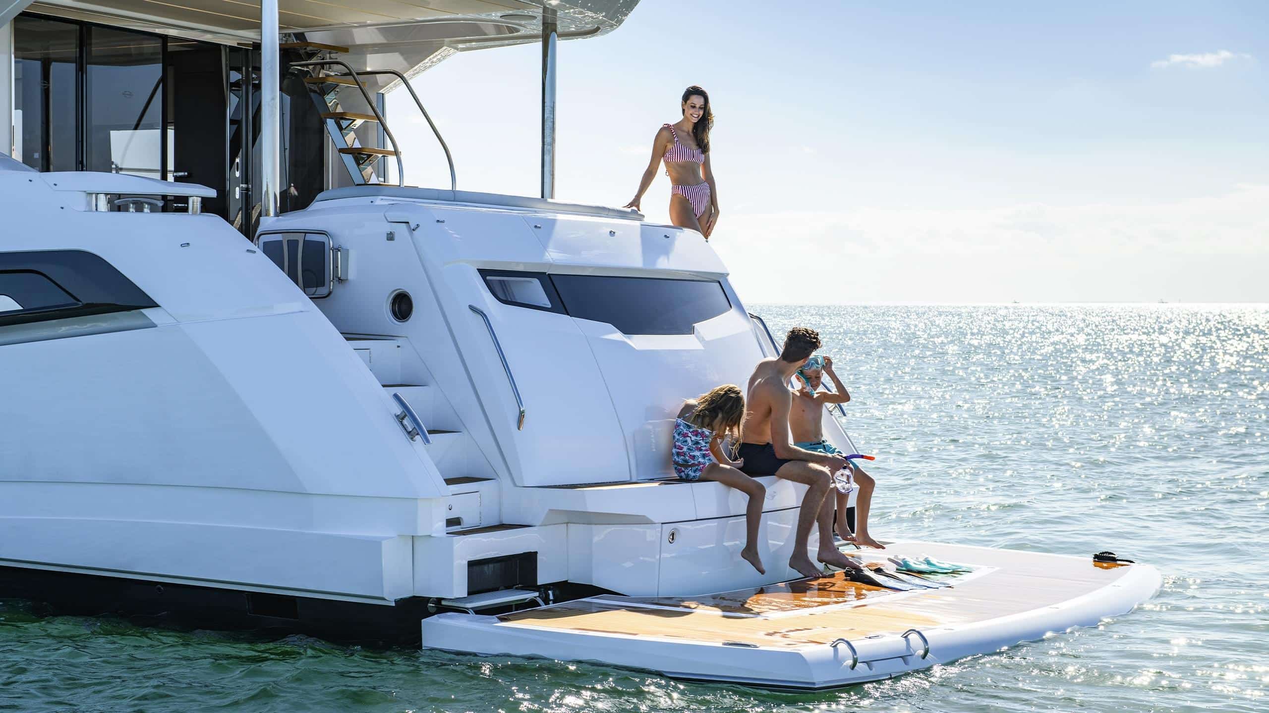 Sunseeker Manhattan 68 beach club at water level — shipyard photo