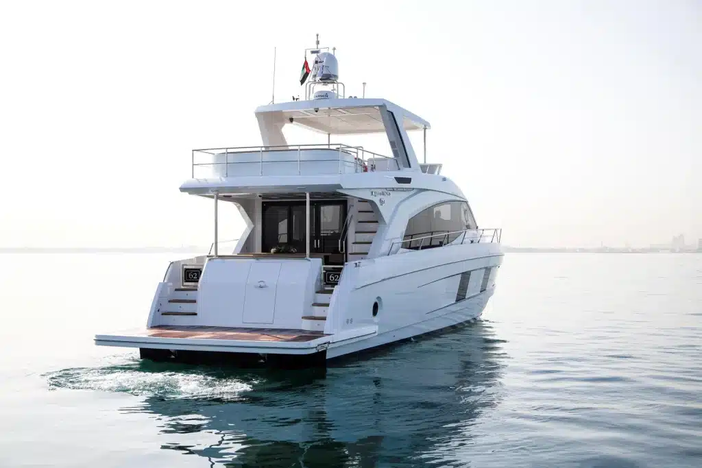 Alia 62 stern view with swim platform and flybridge